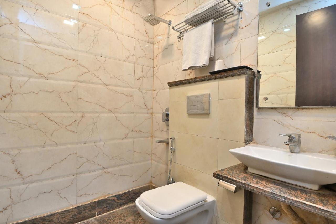 Hotel Bella Vista- New Delhi Bagian luar foto